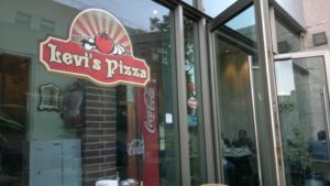 Levi's Pizza